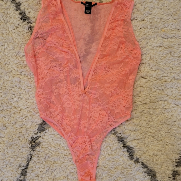 VS Victoria Secret Teddy - Picture 1 of 6